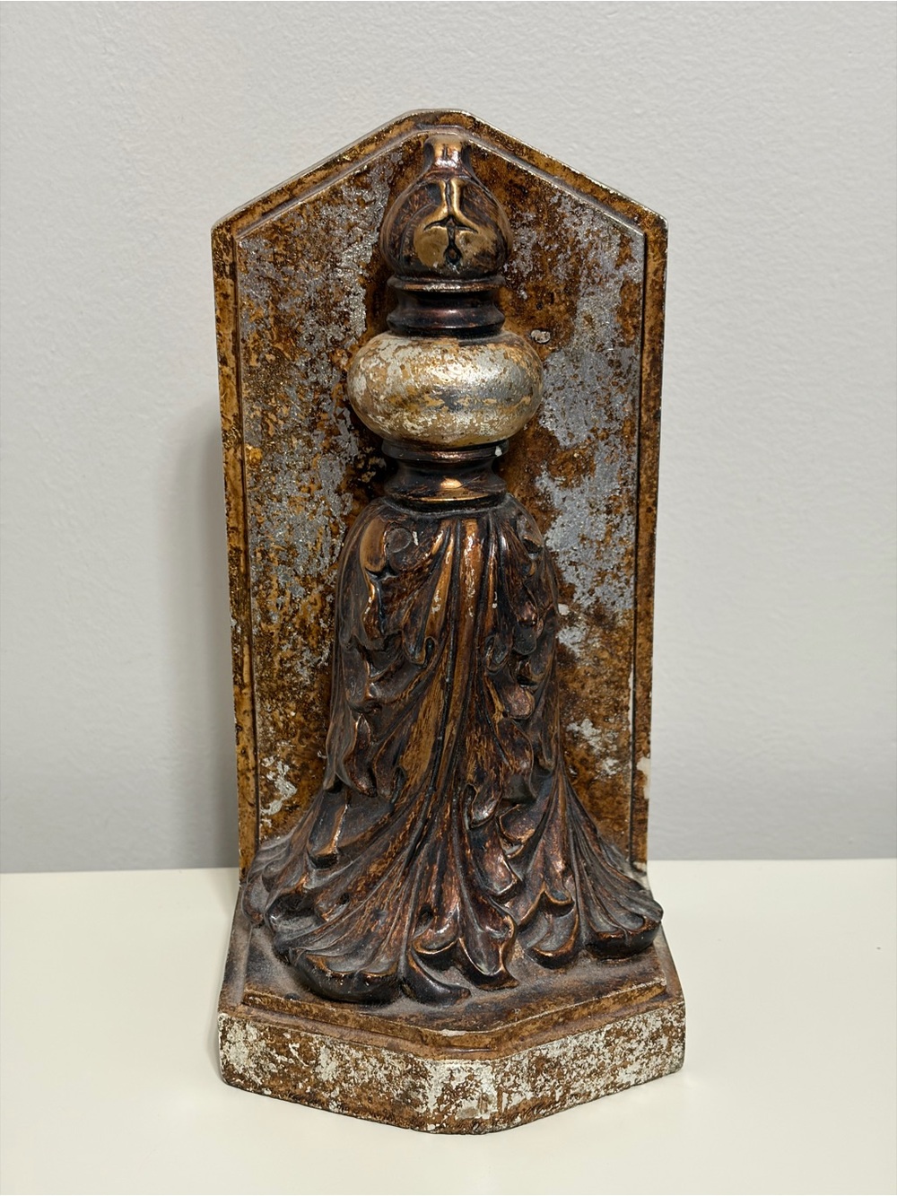 Ornate Antique-Style Decorative Bookend in Metallic Brown and Gold